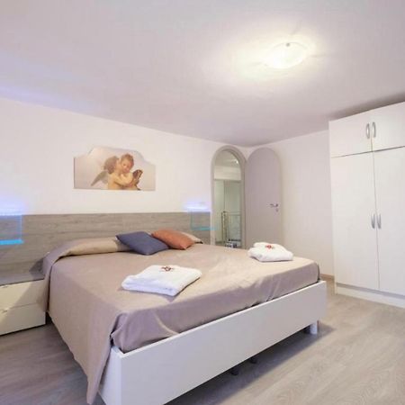 Domus Elisae Apartment タオルミーナ エクステリア 写真
